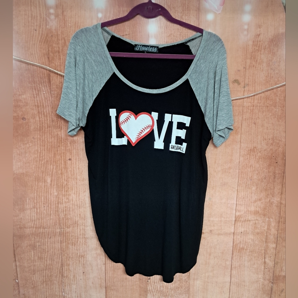 Flawless size large black t-shirt